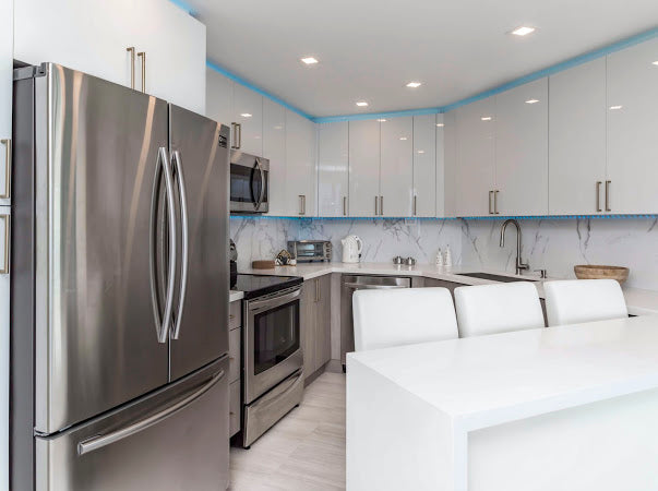 Luxury Oceanview Condo – Collins Ave #432