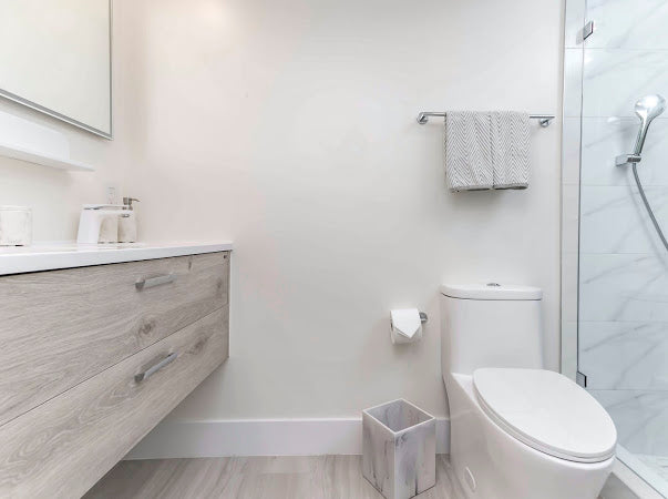 Luxury Oceanview Condo – Collins Ave #432