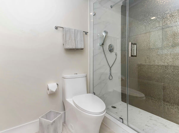 Luxury Oceanview Condo – Collins Ave #432