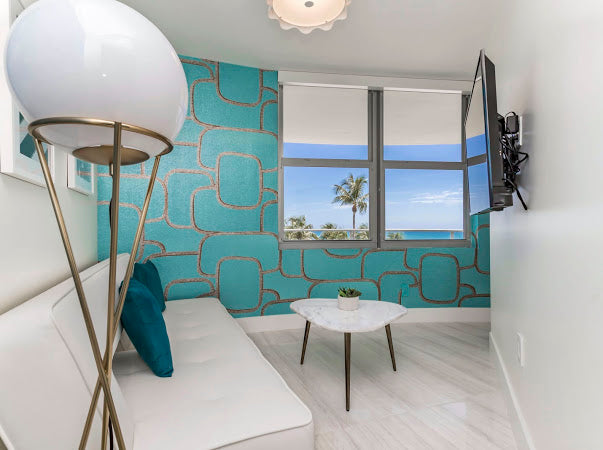 Luxury Oceanview Condo – Collins Ave #432